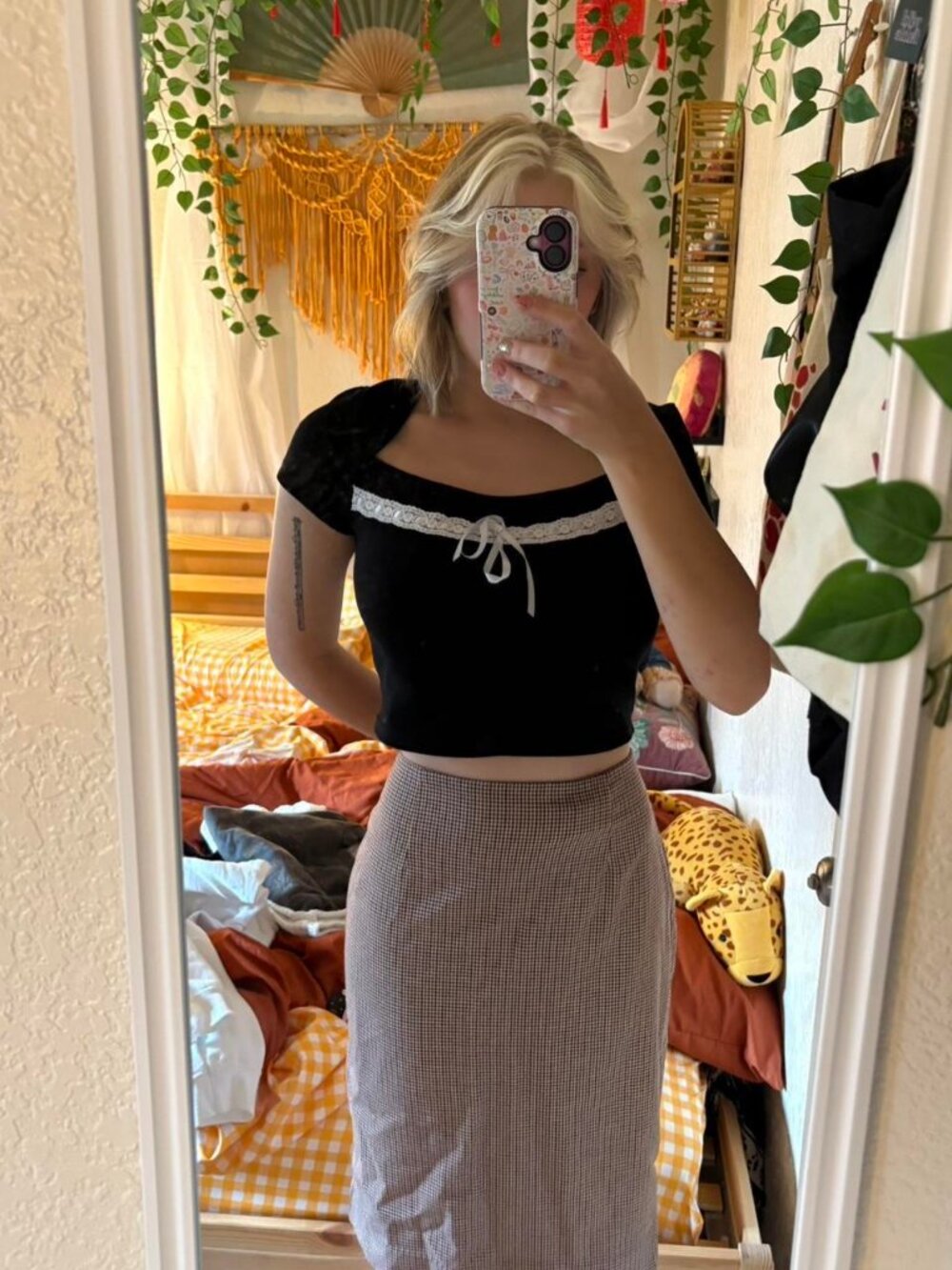 Women's Black and Brown Skirt